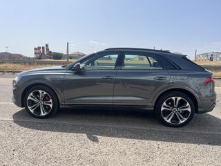 Audi Q8 2021