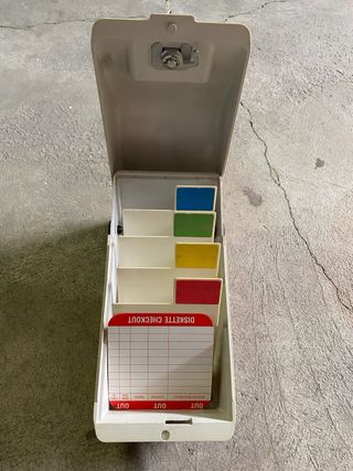 Distributore 3M - Portafloppy