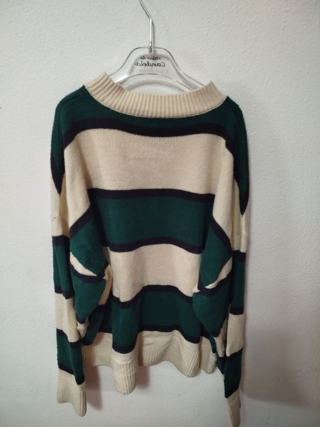 Jersey beige de rayas verdes y negras