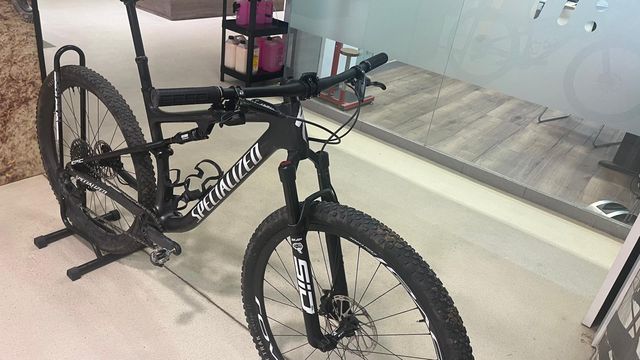 SPECIALIZED EPIC EXPERT DOBLE SUSPENSIÓN