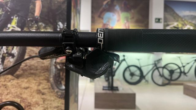 SPECIALIZED EPIC EXPERT DOBLE SUSPENSIÓN
