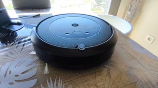 iRobot Roomba i5 Robot Aspirador