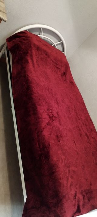 Urgente cama individual +regalo colchon+colcha