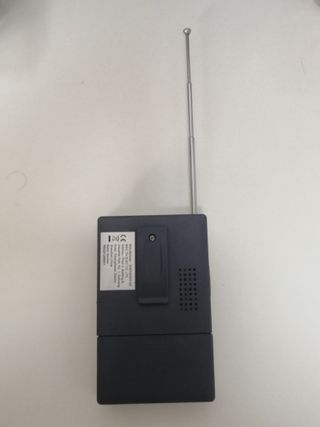 RADIO PORTATIL A PILAS INDIN