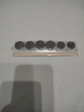 6 Monedas  dos de 5 céntimos cuanto de 10 céntimos