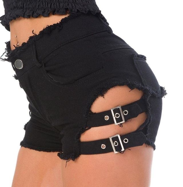 Shorts negros rotos - nuevos