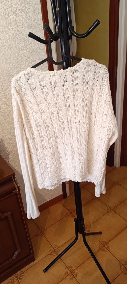 Chaqueta blanca de punto