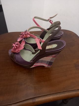 Sandali zeppa rosa viola