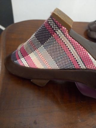 Sandali zeppa rosa viola