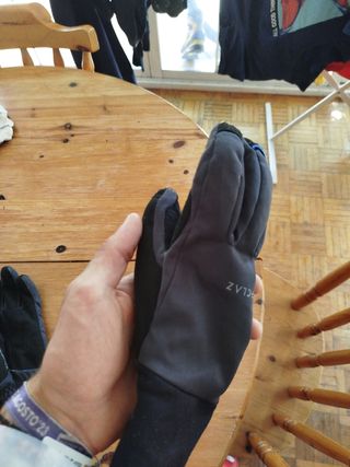 Guantes Forclaz - Negro y Gris