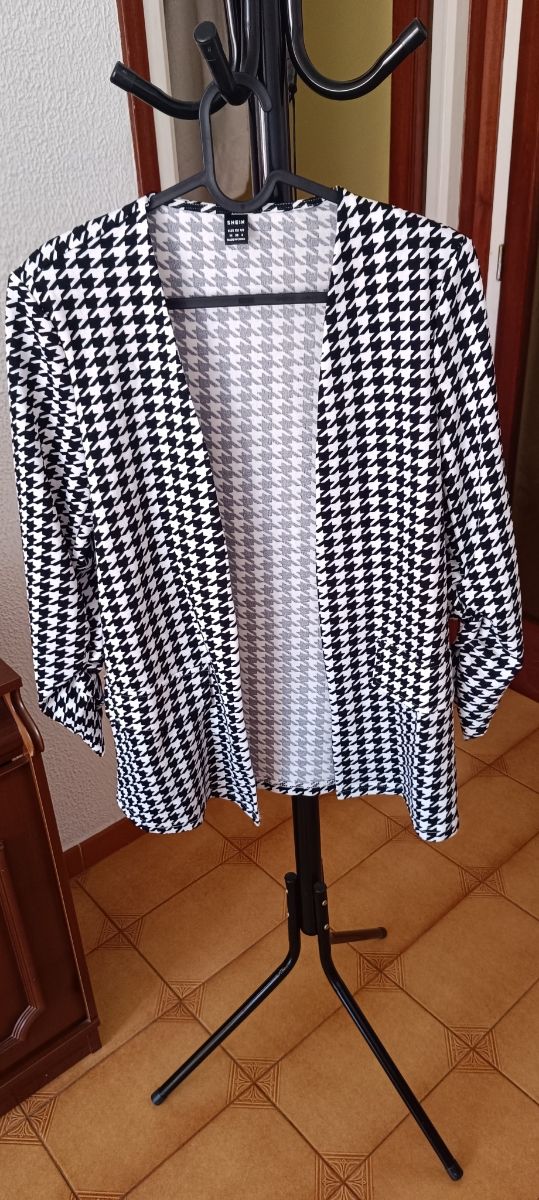 Blazer SHEIN M - Blanco y Negro