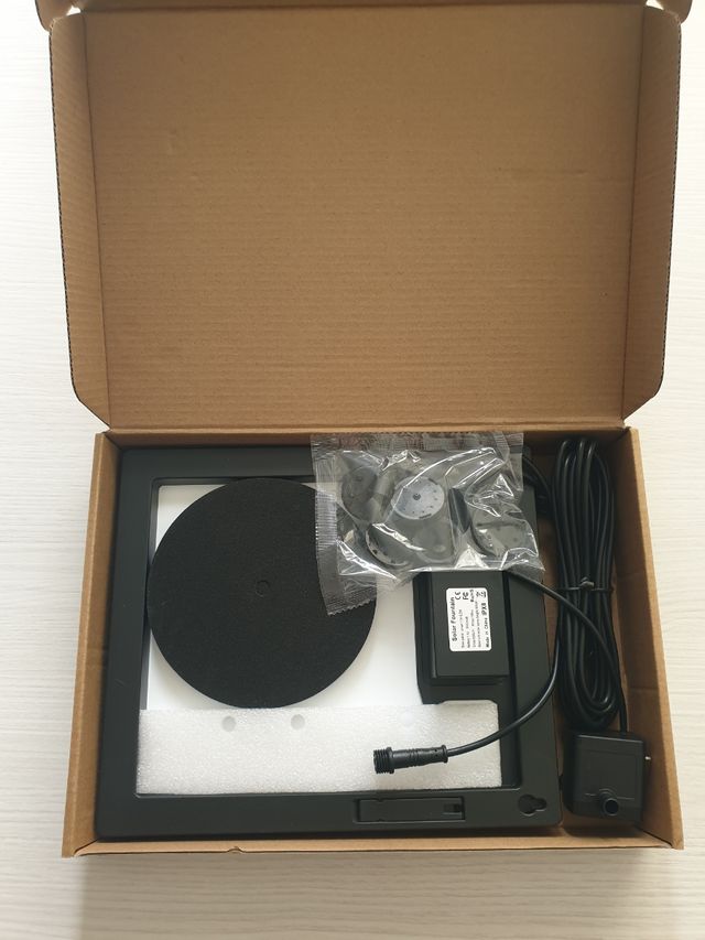 Fuente solar jardín