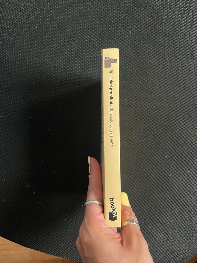 Edad Prohibida (Spanish Edition)