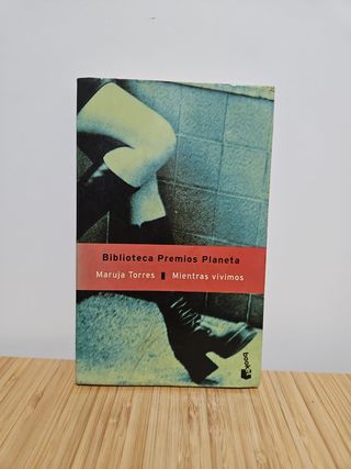 Mientras Vivimos (Spanish Edition)