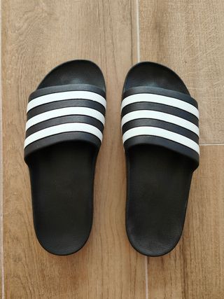 Chanclas Adidas - Negras
