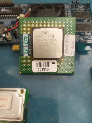 Componentes PC: RAM, gráfica procesador Pentium 4