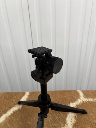 TRIPODE MILIMETRICO DE MESA