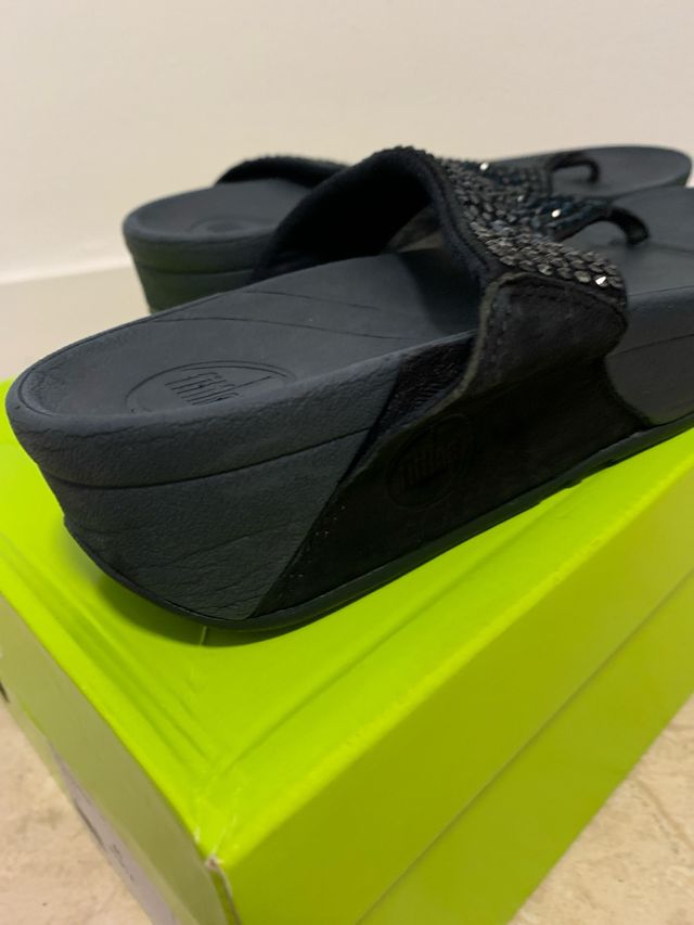 Chanclas adidas neo negras con pedrería