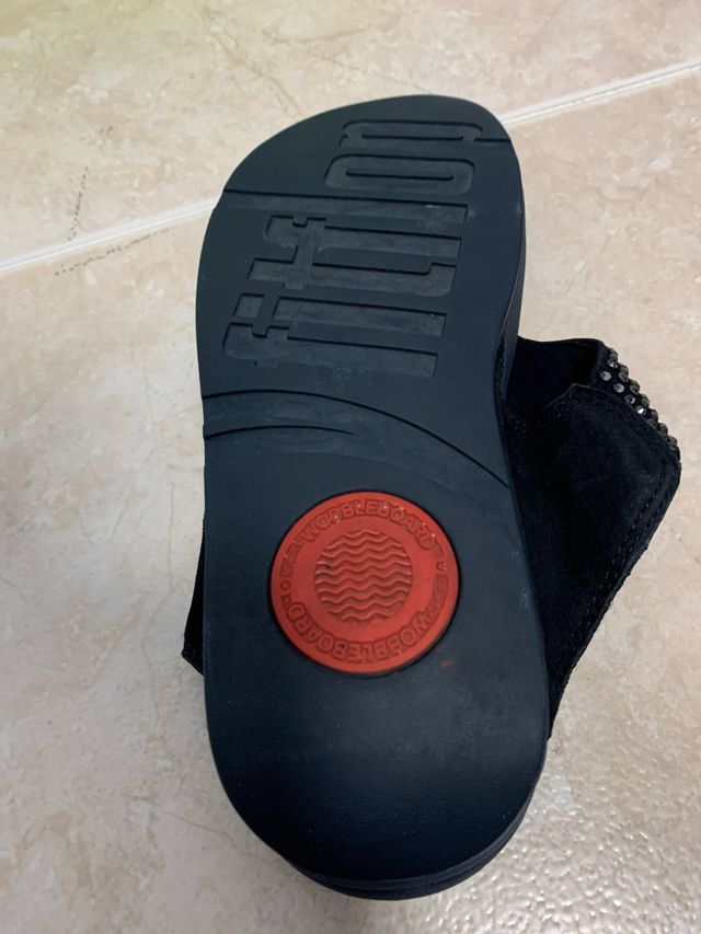 Chanclas adidas neo negras con pedrería