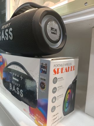 Altavoz Bluetooth BASS portátil