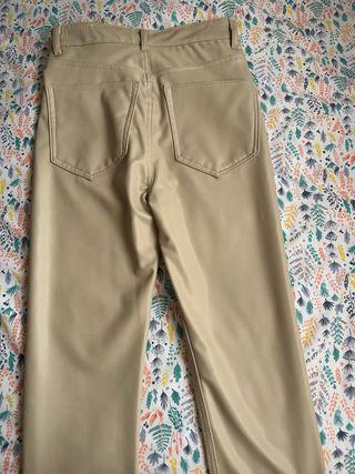 Pantalones cuero beige - Talla 32