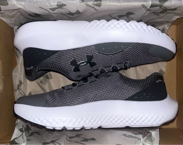 Zapatillas Under Armour Gris