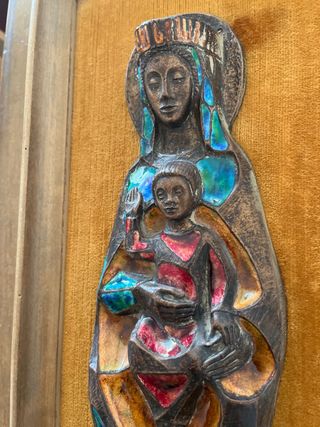Relieve Virgen Bronce Joan Mayne