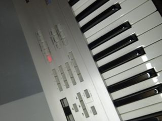 Korg Triton Lee- Workstation con tarjeta Sampler.