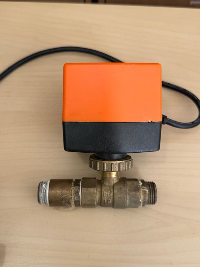 Válvula motorizada AW1-R012DC