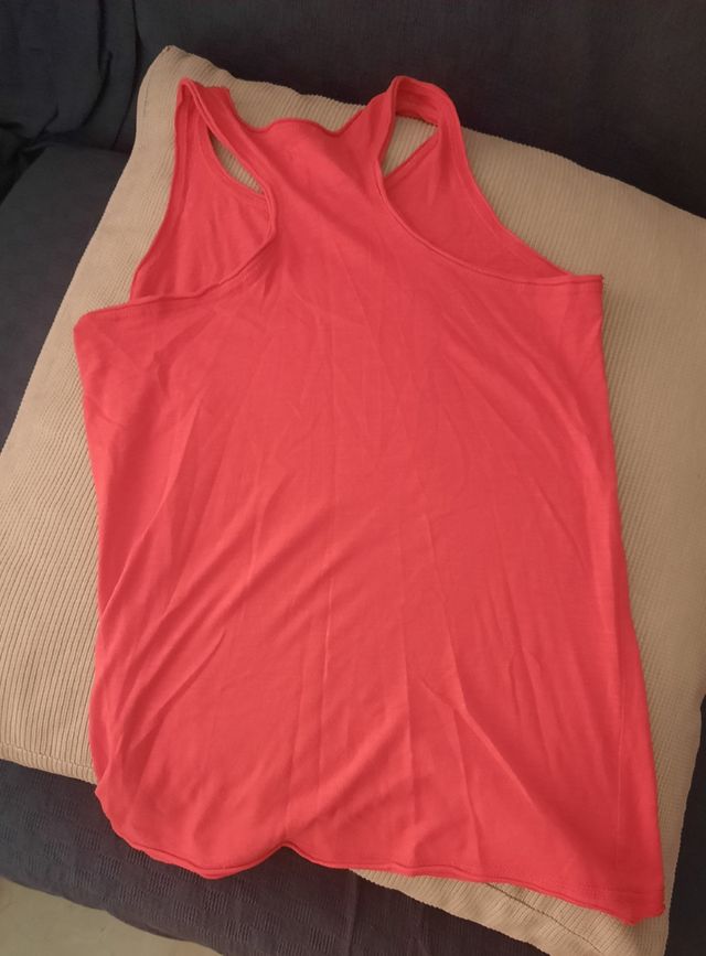 Camiseta tirantes roja HyM