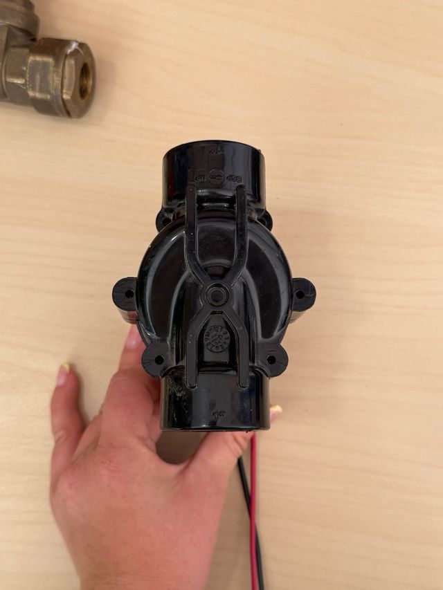 Electroválvula solenoide 220V