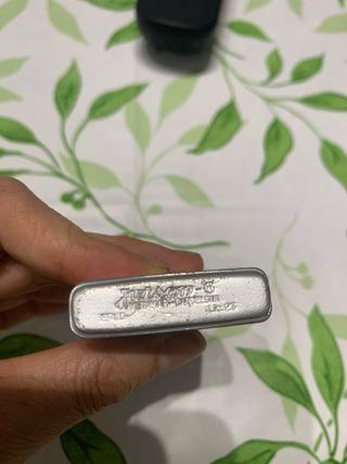 Mechero vintage metálico