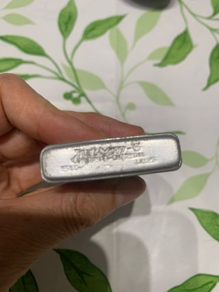 Mechero vintage metálico