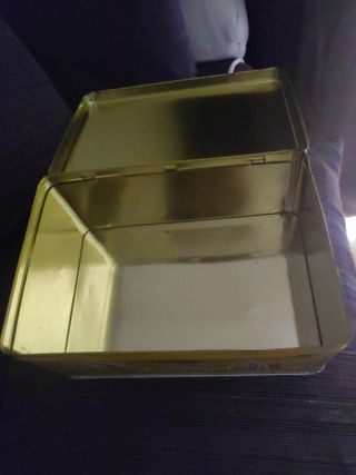 Caja lata antigua Pan y Chispas