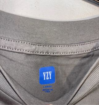 Camiseta Gap Yeezy Verde Oliva