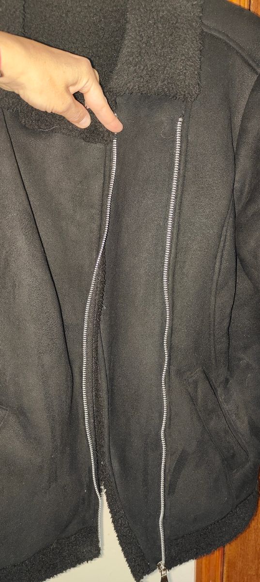 Chaqueta negra borreguillo