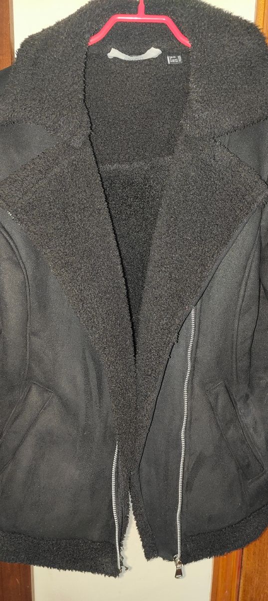 Chaqueta negra borreguillo