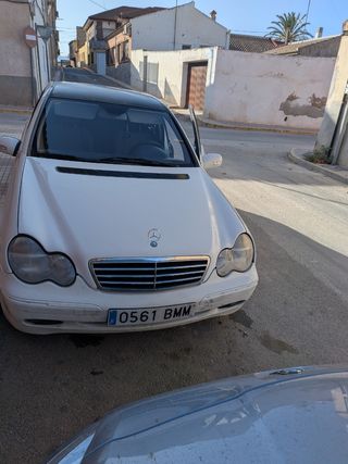 Mercedes-Benz Clase C 2001
