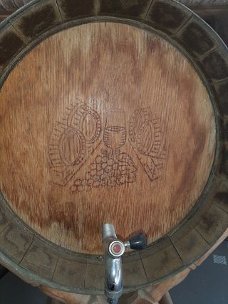 Decorazione in legno per botti di vino. Non spedisco