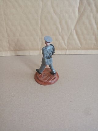 Figura Policía Armada de plomo