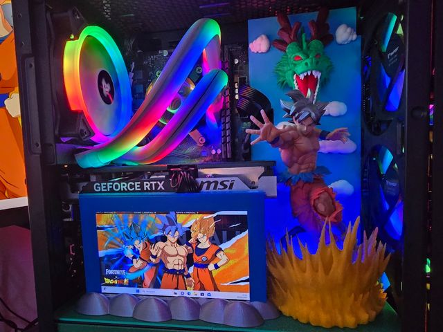 PC Gaming RTX 5060 Ti 16GB Dragon Ball