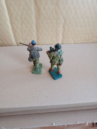 2 Soldados Plomo 