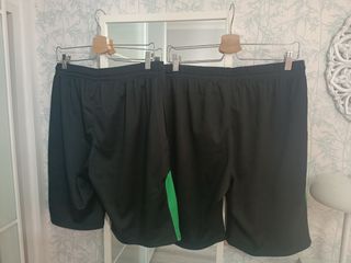 Pantalón corto chandal uniforme Cardenal Herrera -