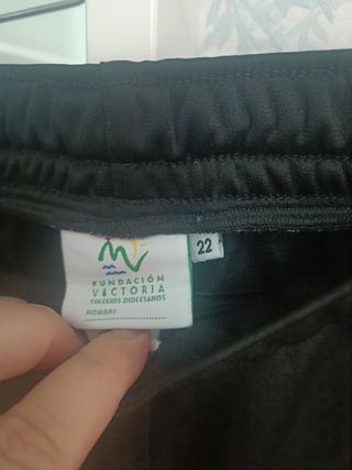 Pantalón corto chandal uniforme Cardenal Herrera -