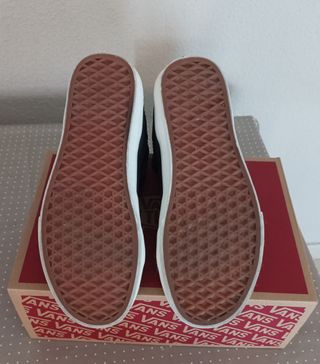 VANS Sk8-Hi - Talla 39 - Verde Oliva