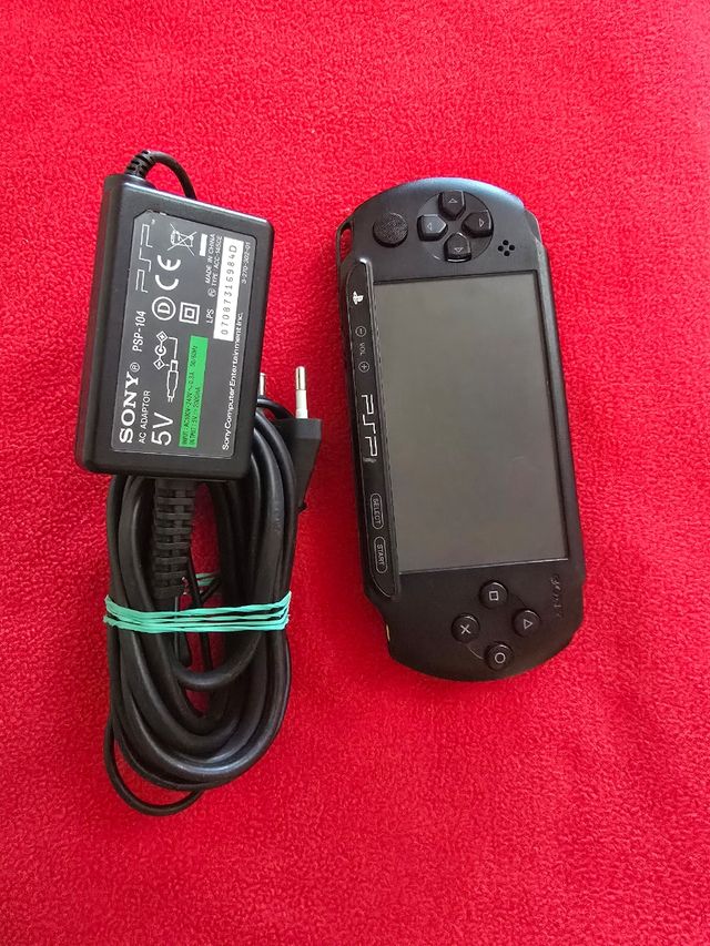 PSP E1004 nera - PlayStation