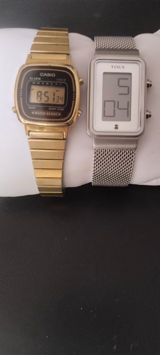 Relojes Casio & Tous.