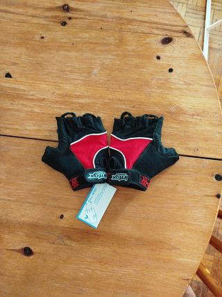 Guantes Intox de ciclismo