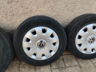 4 Llantas VW con neumáticos Michelin