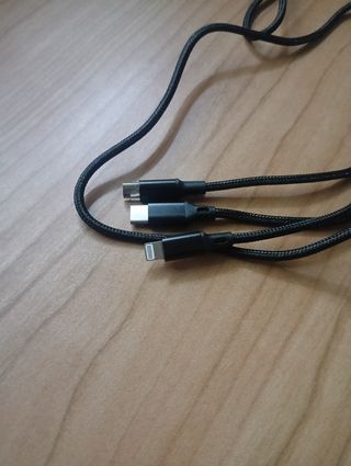 Cable 3 en 1: MicroUSB, USB-C, Lightning